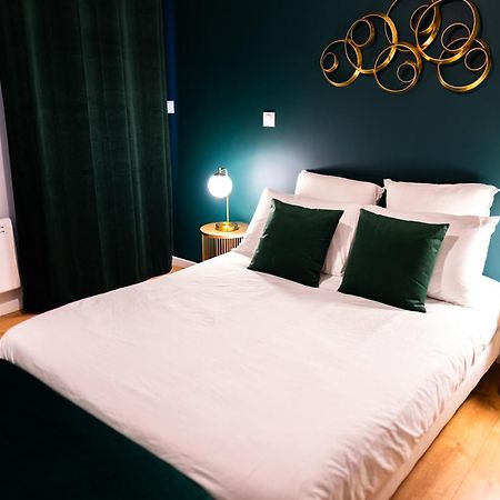 Grand Loft Familial 4 Chambres Avec Parking Prive Saumur Eksteriør billede