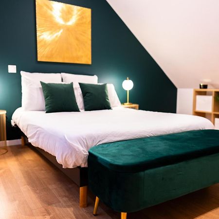 Grand Loft Familial 4 Chambres Avec Parking Prive Saumur Eksteriør billede